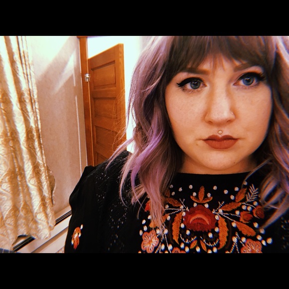 Meet your Posher, Melody - Picture 3 of 7